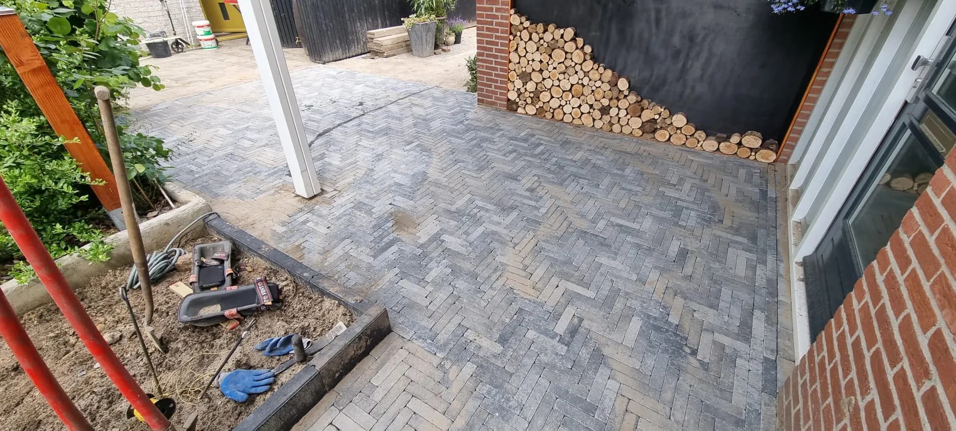 Professionele bestrating door J. Kuiper